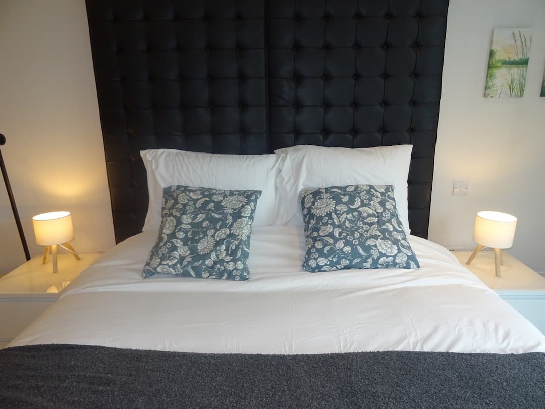 Modern Flat - Leeds City Centre  - View 4