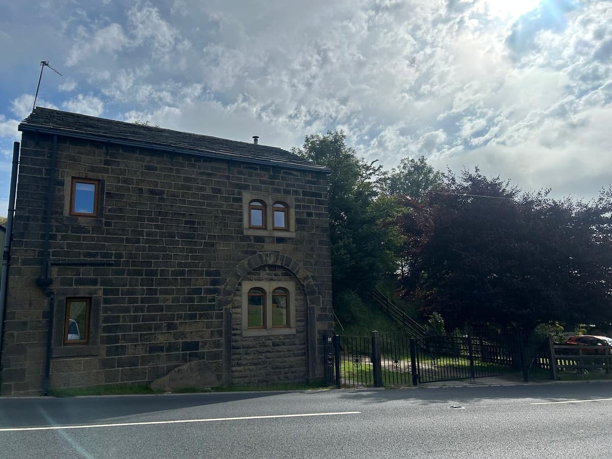 2 Bedroom Barn , Todmorden  West Yorkshire 