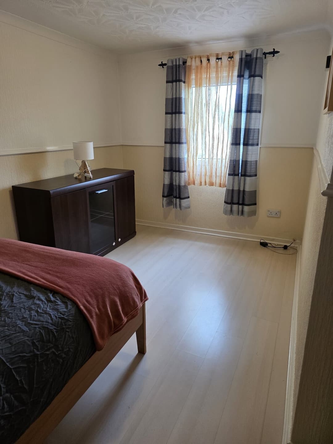 3bed House Nr Edinburgh Airport - Sleeps 6 - View 8