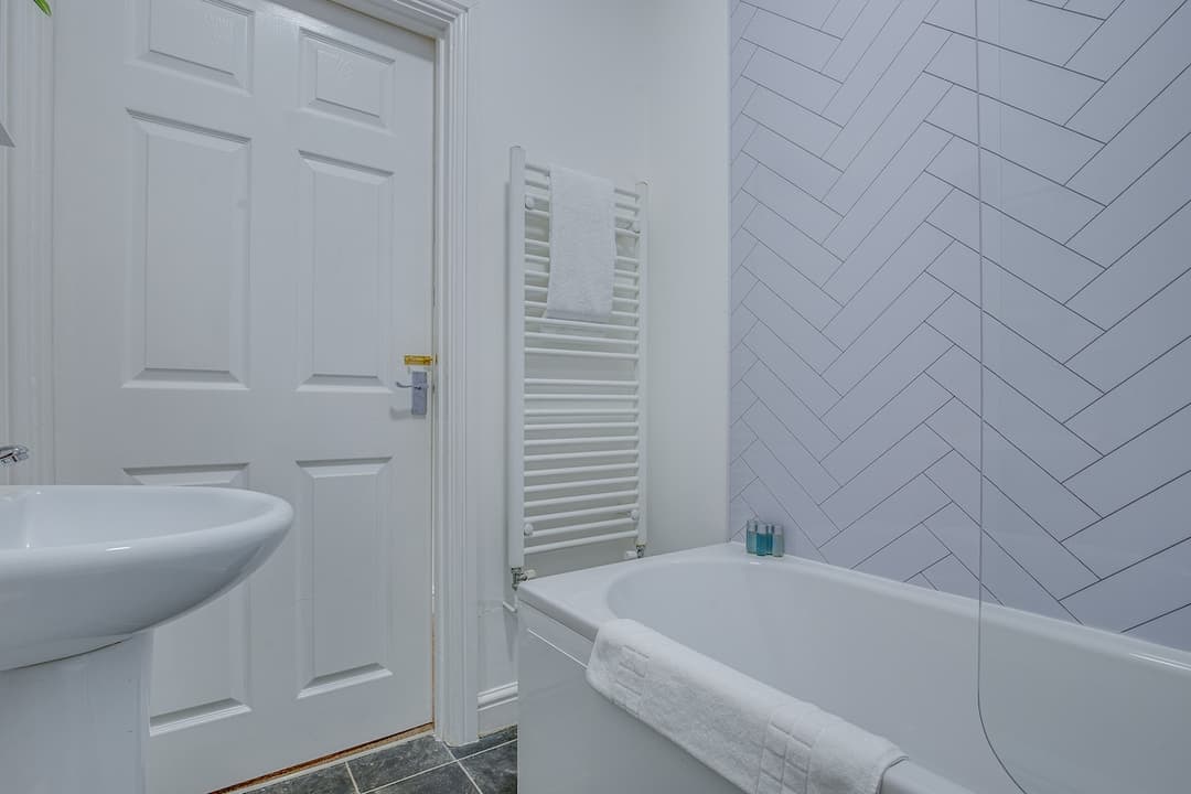 Flat - Fast WiFi, Parking, Netflix, Coffee maker - View 11