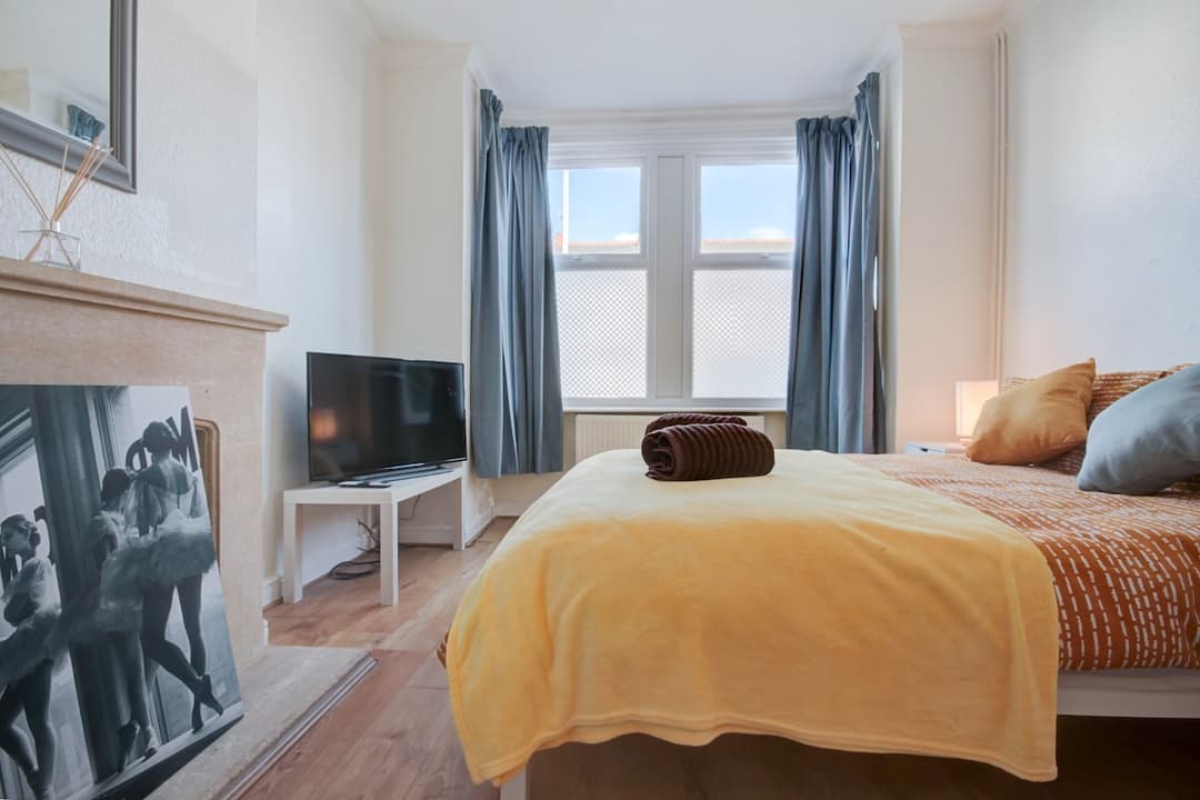Central 5 Bedroom House, Comfortable, Homely And Spacious. - View 9