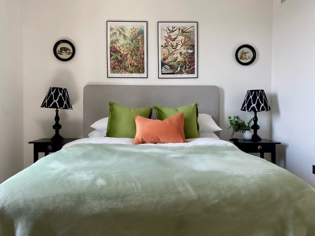 Skyline Views, Boutique Flat, West London - View 28