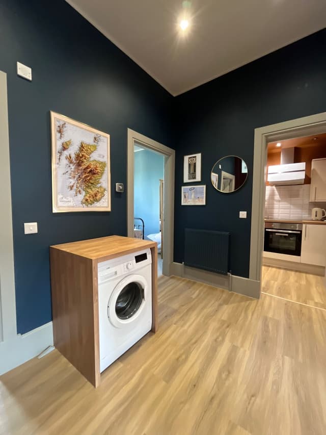  2 Bedroom Apartment In Paisley - View 2