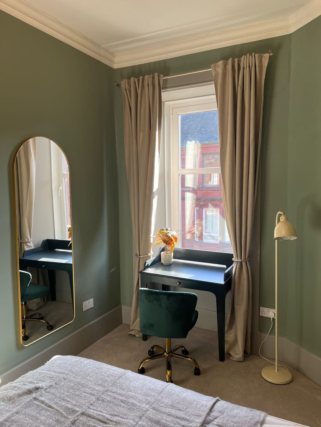  2 Bedroom Apartment In Paisley - View 9