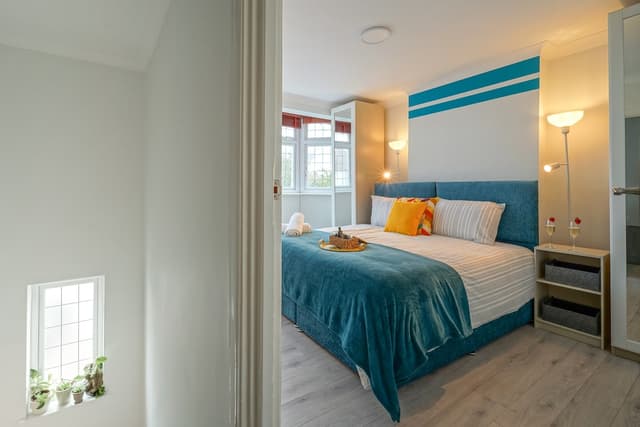 3BR |Parking|Wifi|Garden|Cot|Pets|EV - View 2