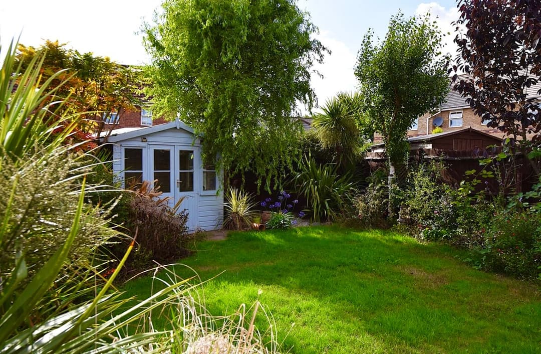 Colchester Home With Garden • Parking • Contractors - View 34