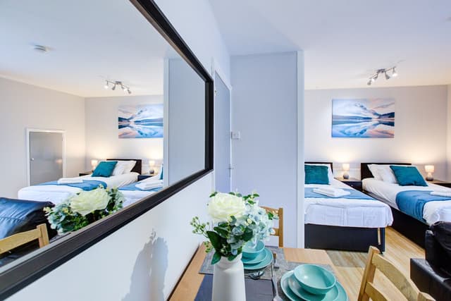 Studio Apartment In Walworth -   - View 2