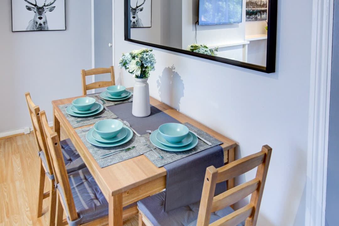 Studio Apartment In Walworth -   - View 9