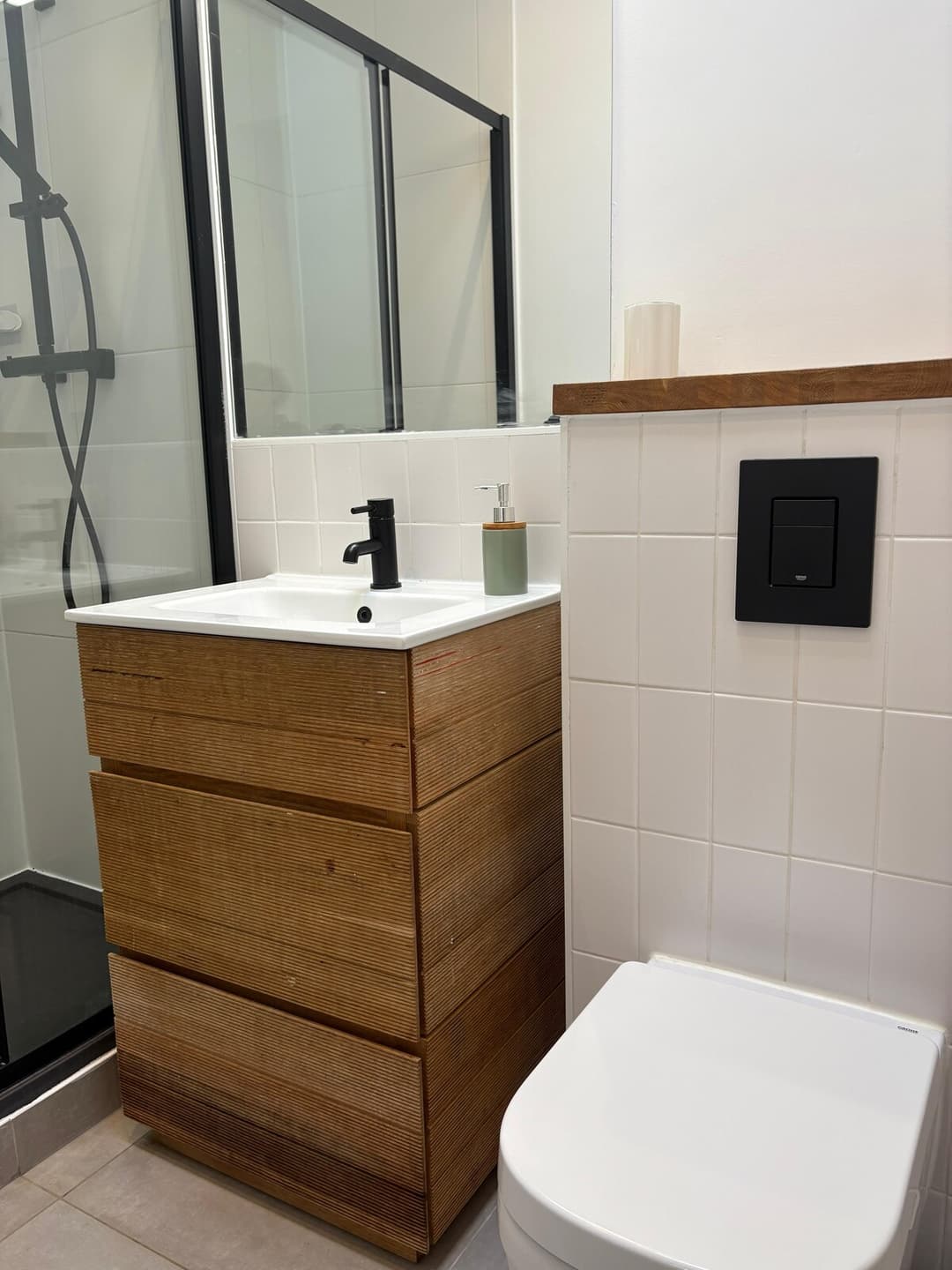 Spacious 4 Bedroom House by Oxford Train Station - View 33