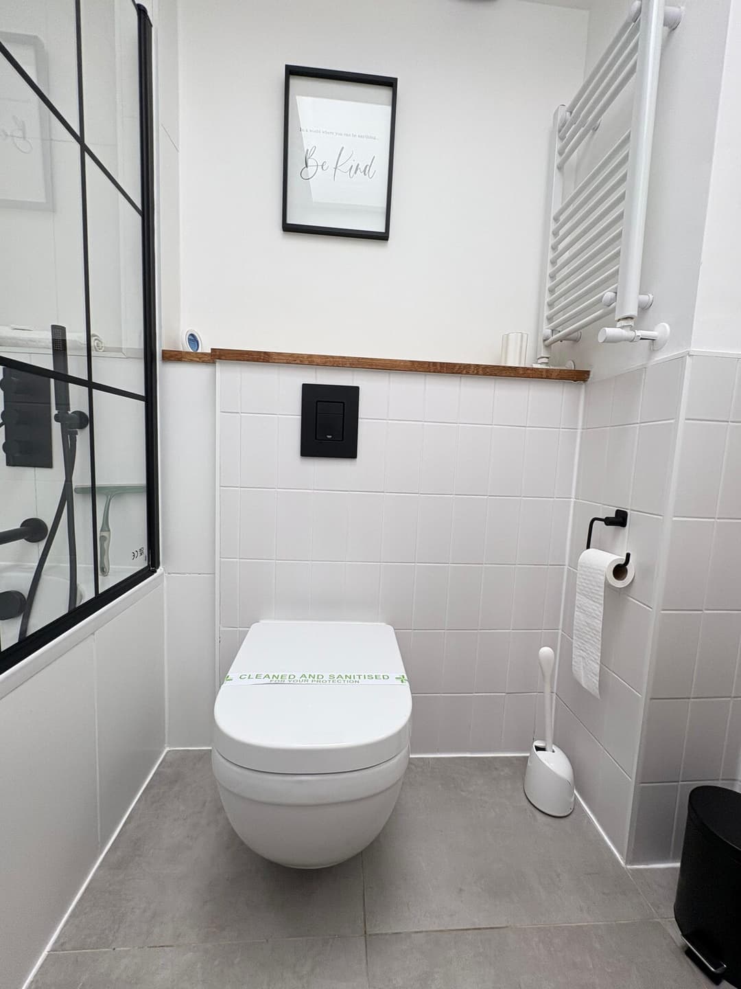 Spacious 4 Bedroom House by Oxford Train Station - View 34