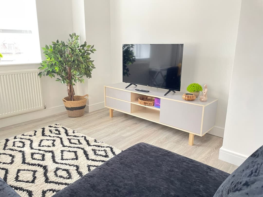 Spacious 2 Bedroom Flat in Bicester - View 7