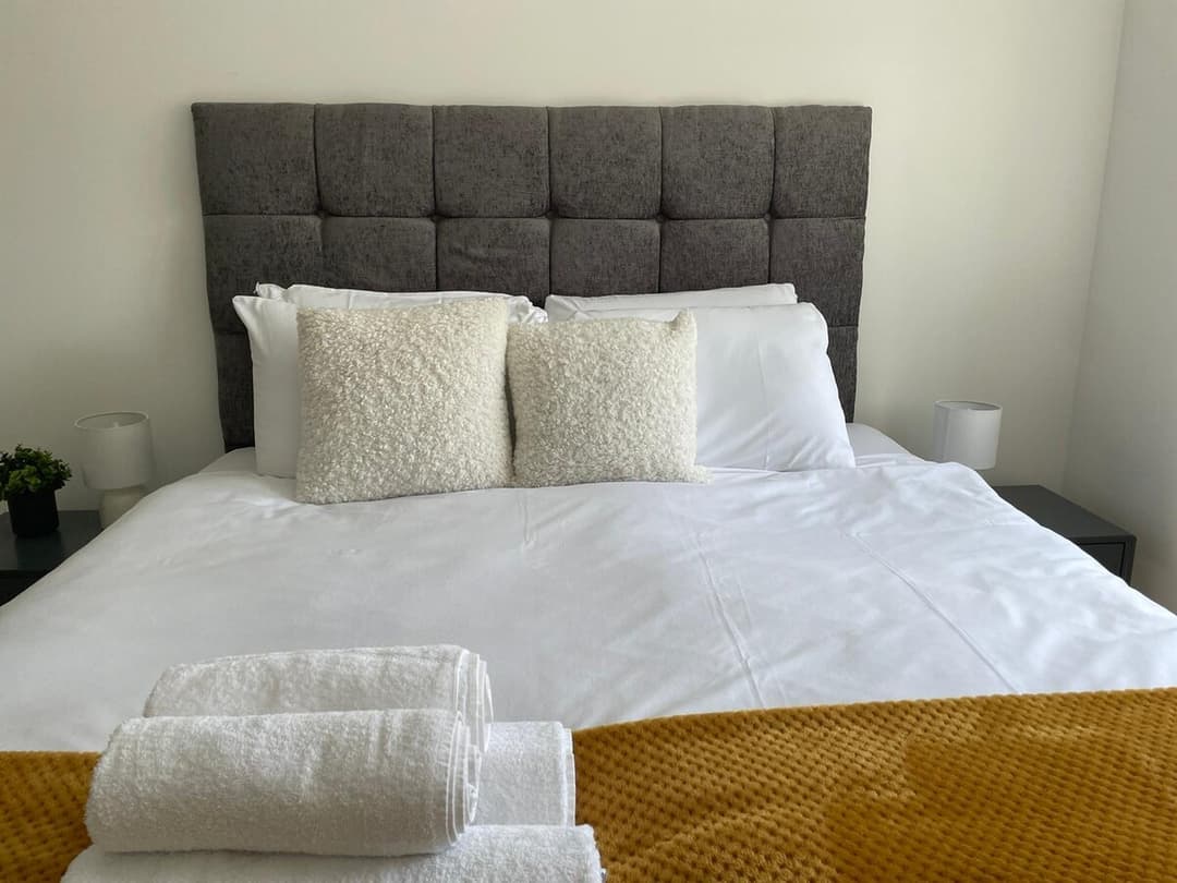 Spacious 2 Bedroom Flat in Bicester - View 5