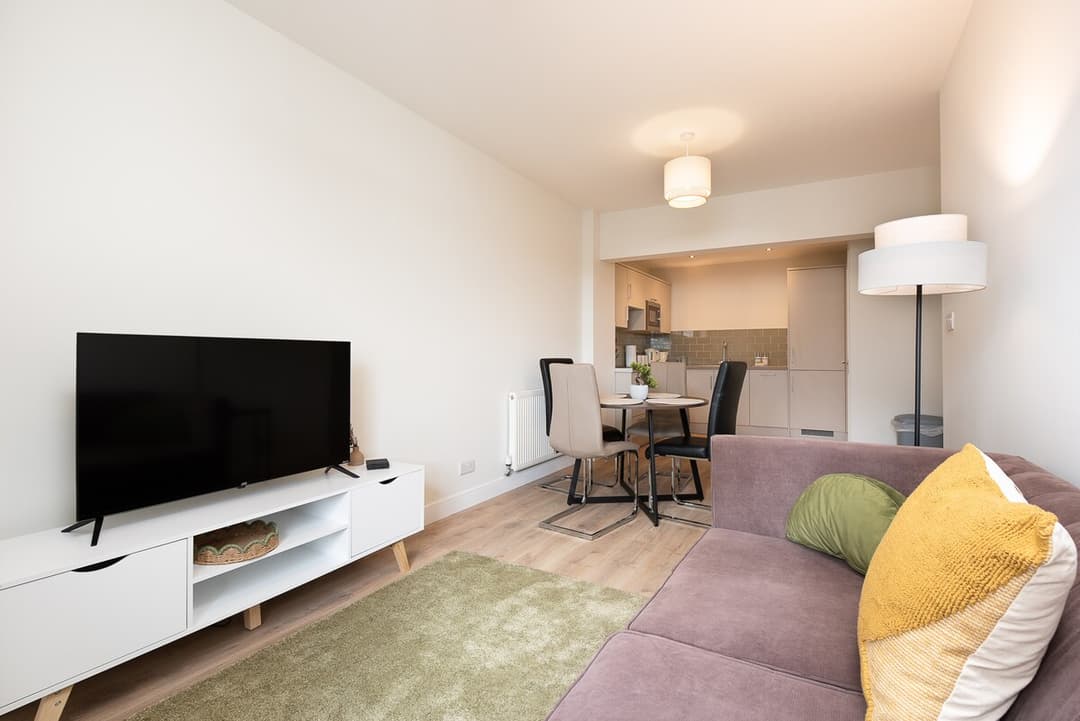 Unique 2bedroom Flat In Bicester Near Village - View 31