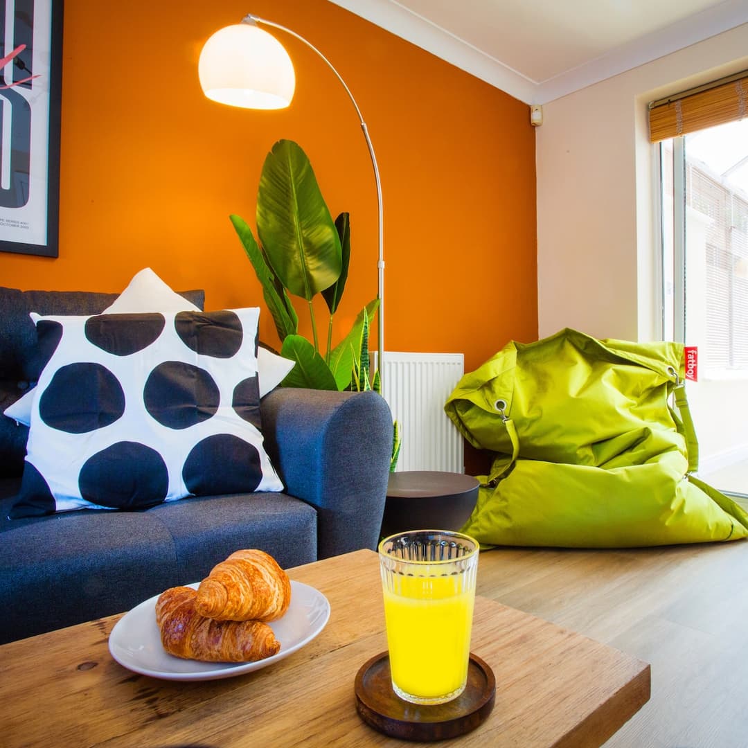 Comfy 3-Bed City Home • Parking • Near Deansgate - View 3