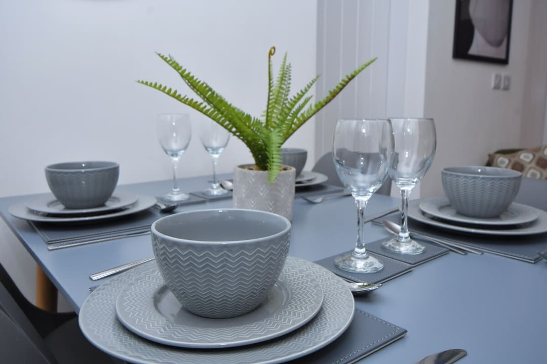 Entire 2 Bedroom Modern Home In Cheshire East - View 7