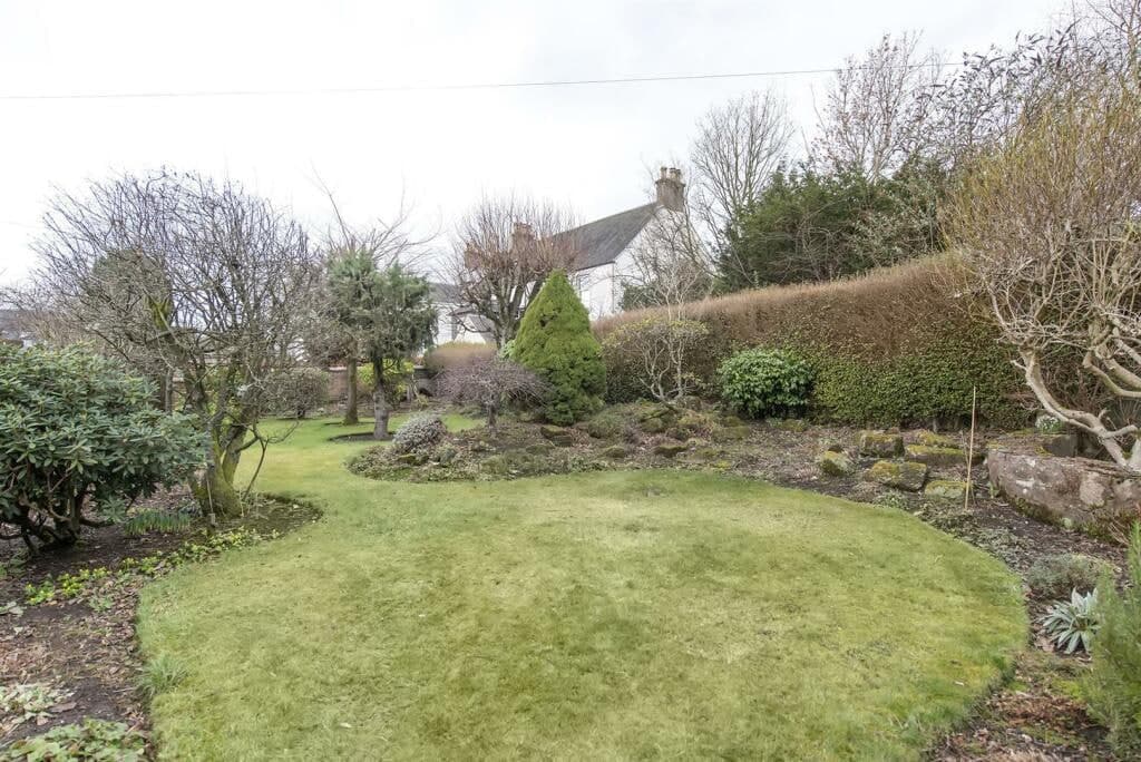 Spacious Family Home In Dollar, Clackmannanshire  - View 8