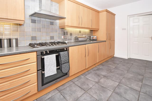 Entire 3 Bedroom Modern Home In Cheshire East - View 2