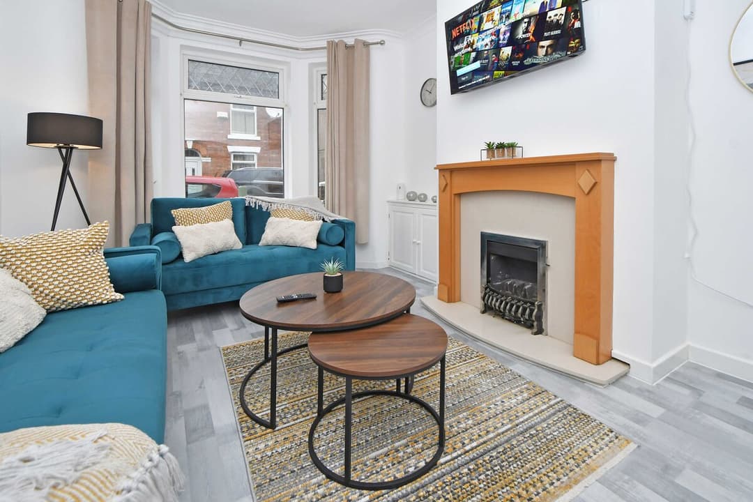 Entire 3 Bedroom Modern Home In Cheshire East - View 27