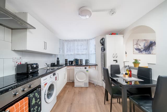 London 2-Bed Flat | Wood Green | Permit Parking - View 4