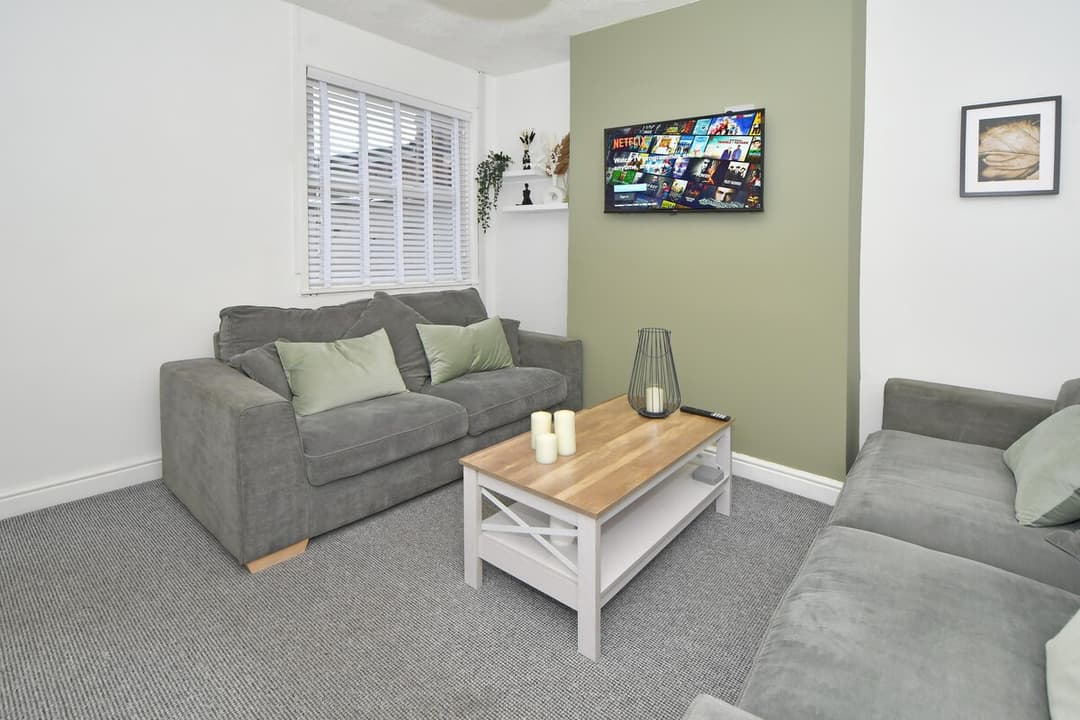 Entire 3 Bedroom 2 Bathroom House In Crewe, Cheshire East - View 15
