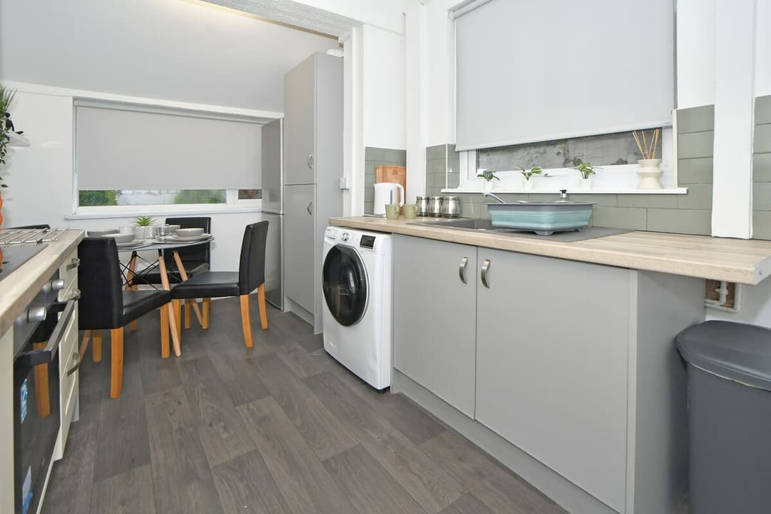 Entire 3 Bedroom 2 Bathroom House In Crewe, Cheshire East - View 20