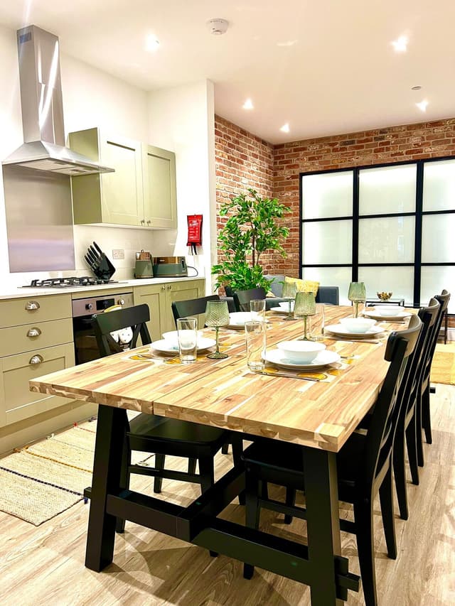 Eastcliff Apt-- 6 Min Walk From Beach - View 4