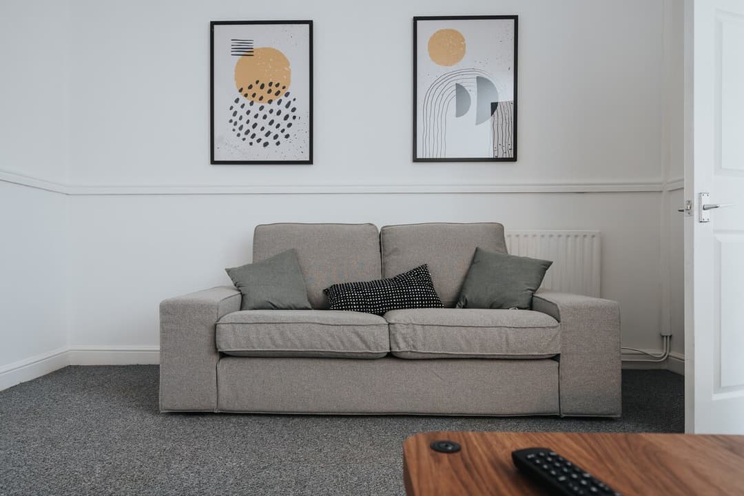 Entire 3 Modern Bedroom Home In Cheshire East| Ideal For Contractors - View 13