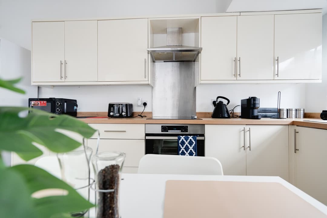 Entire 3 Modern Bedroom Home In Cheshire East| Ideal For Contractors - View 49