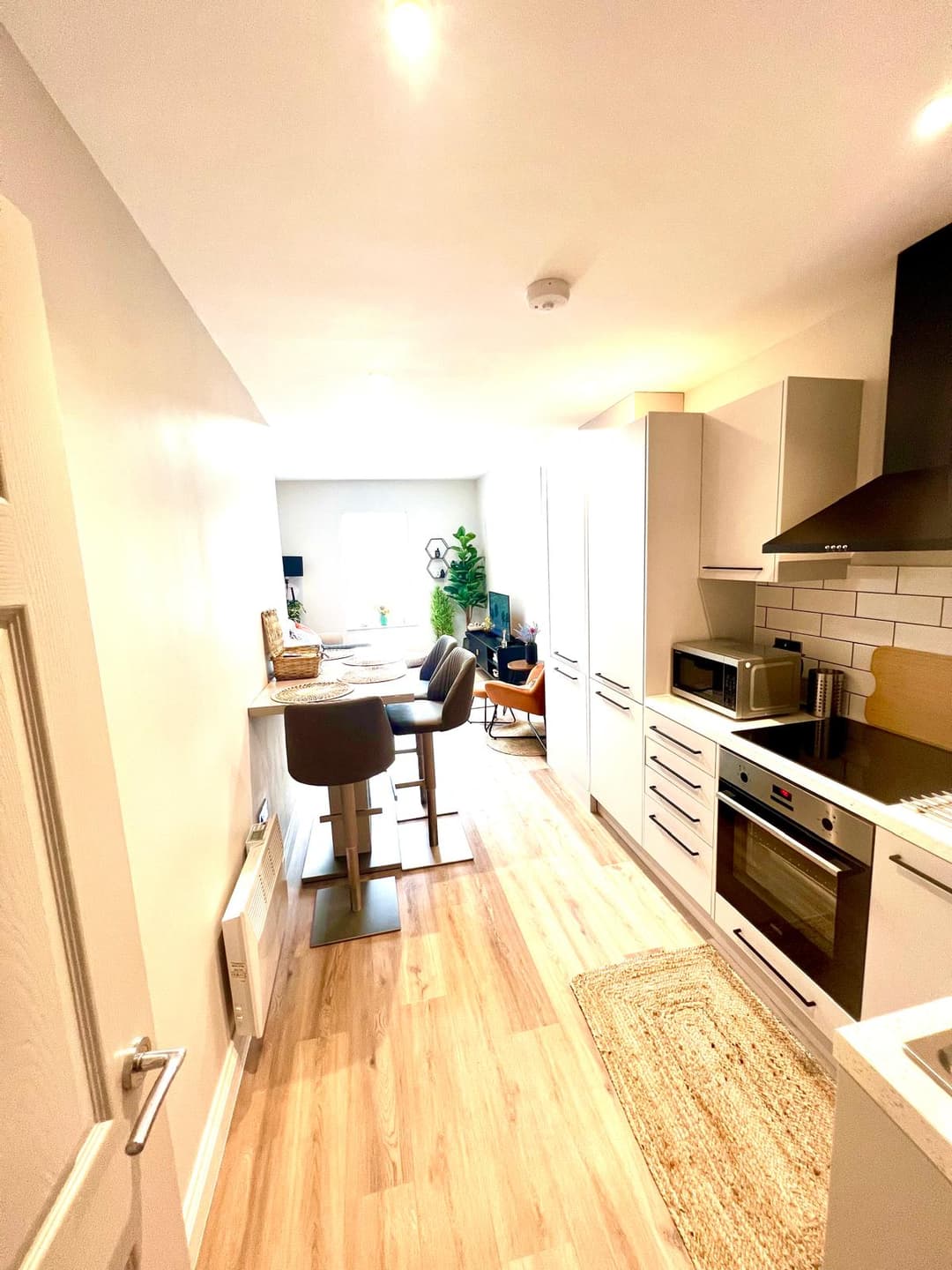Boscombe - 6min Walk From Beach - View 4