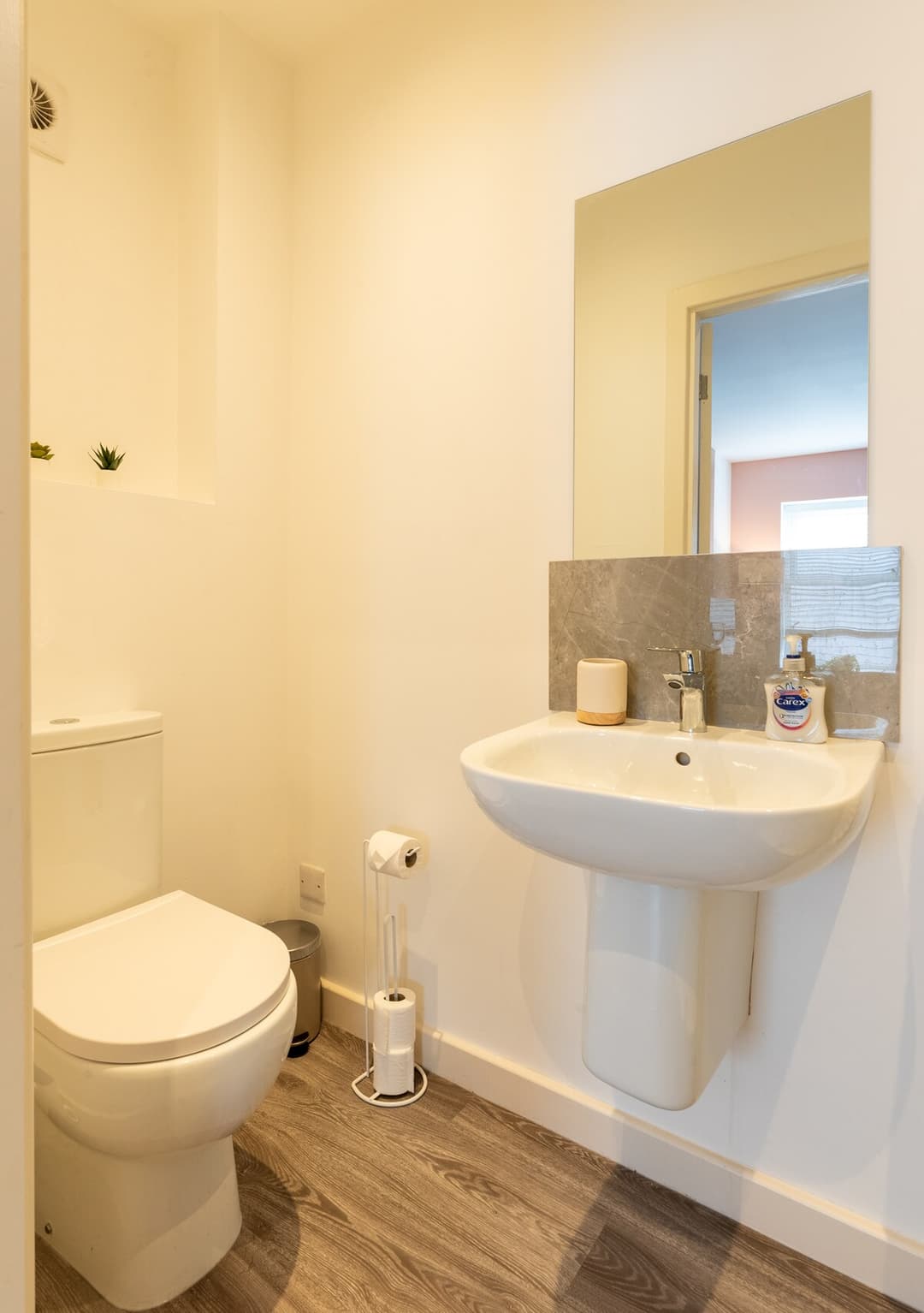 Stylish 1 Bed Flat - Harrogate Centre, Parking Nearby - View 8