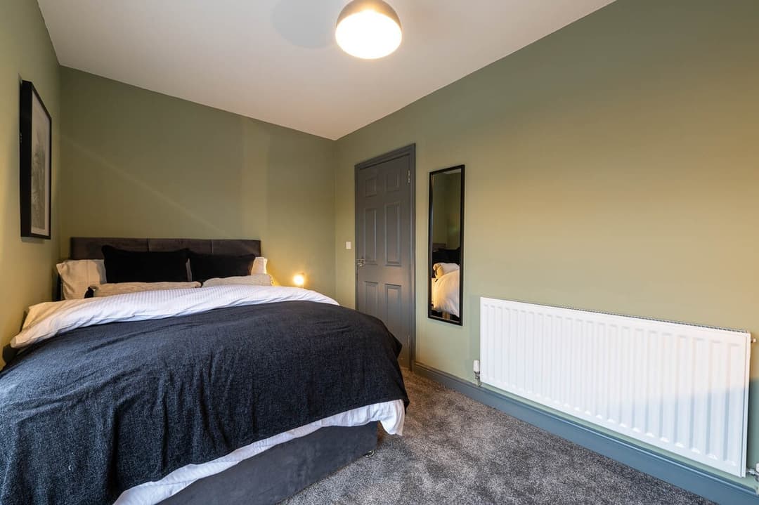 Warm And Cozy 4 Bedroom Home In Crewe - View 15