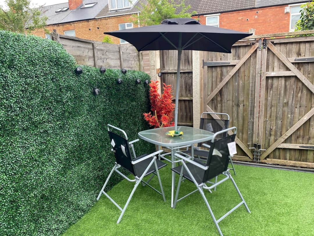 2 Bed House | Ideal for Relocation | Garden | Wifi - View 4