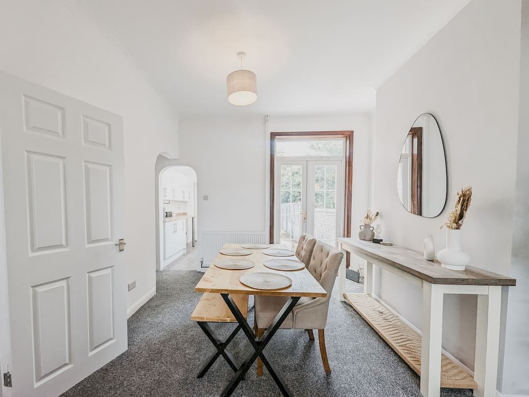 Entire 3 Bedroom Home In Crewe - View 20