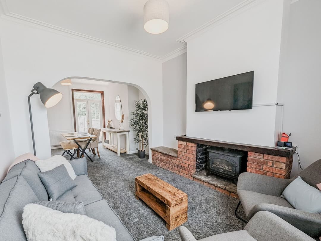 Entire 3 Bedroom Home In Crewe - View 27