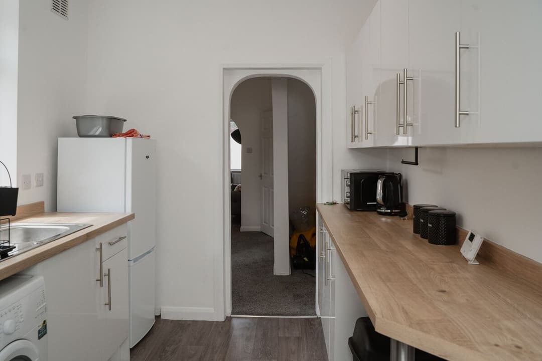 Entire 3 Bedroom Home In Crewe - View 7