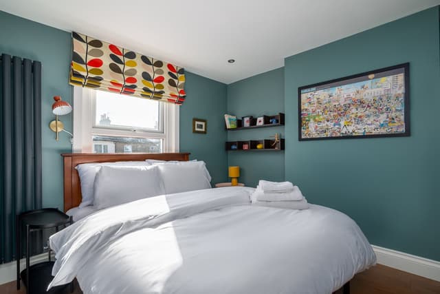 Moonbeam Cottage in London - View 1