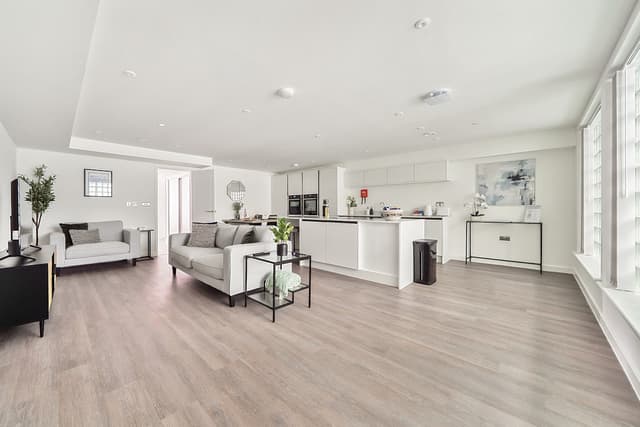 2 Bed 2 Bath | Harbour Apartment with Gym - View 1