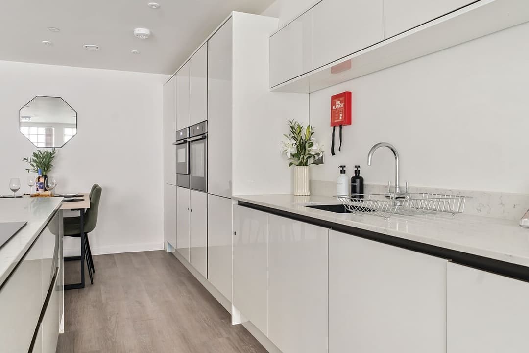 2 Bed 2 Bath | Harbour Apartment with Gym - View 6