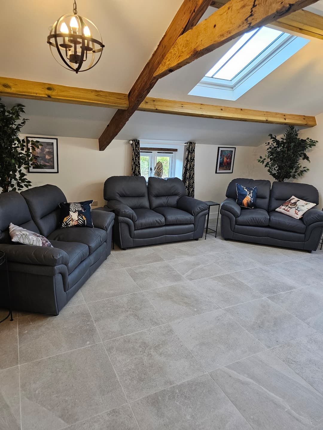 Beautiful Dog Friendly Cosy Village Barn - View 7