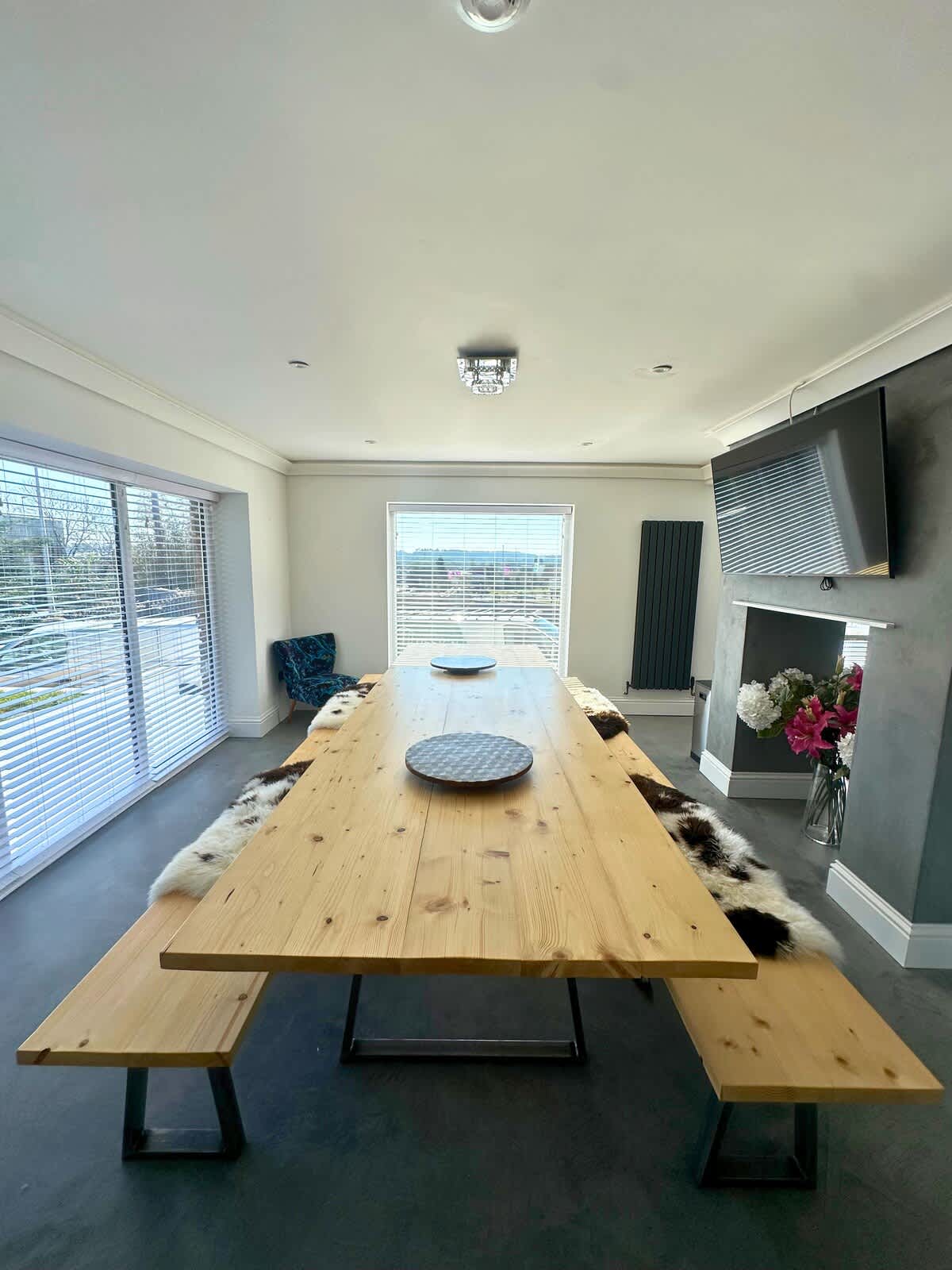 Luxury 5-bed - With Secure Gated Parking For 6 Vehicles - View 11