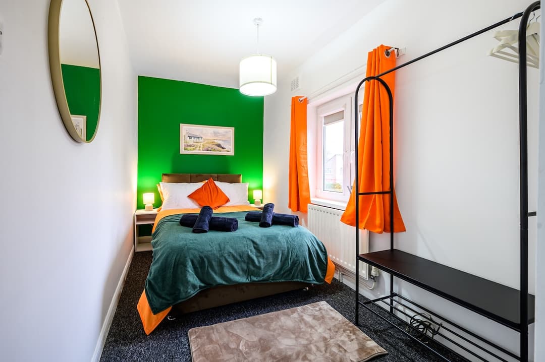 3 Bedroom - Free Parking Near Old Trafford/ Centre - View 8