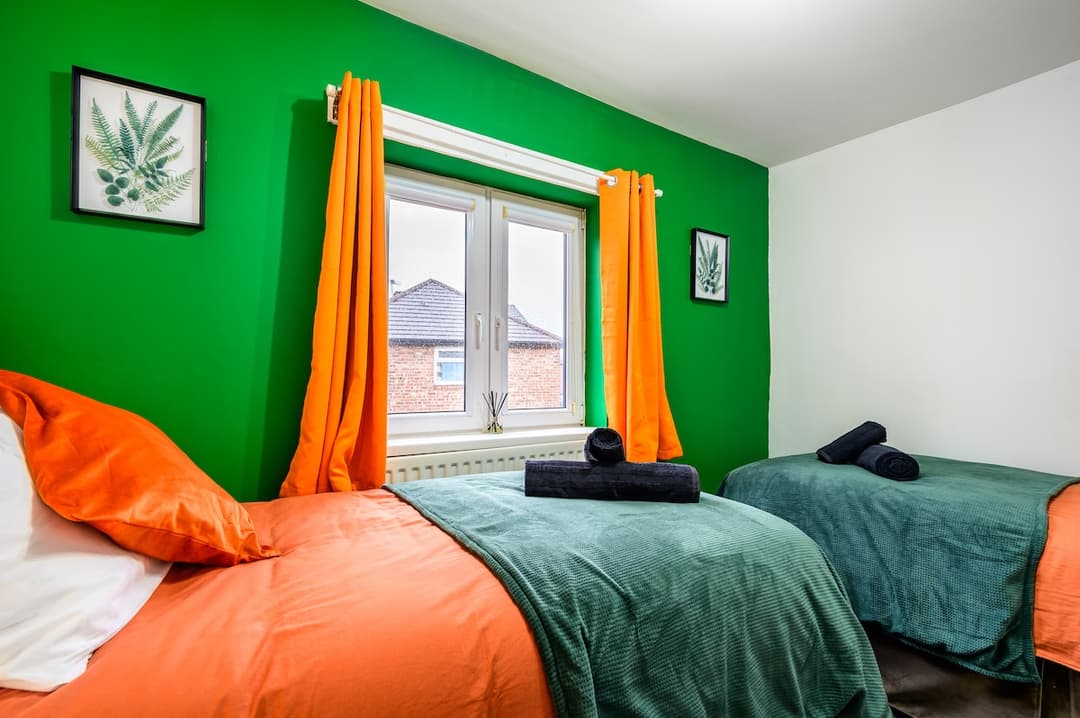 3 Bedroom - Free Parking Near Old Trafford/ Centre - View 9