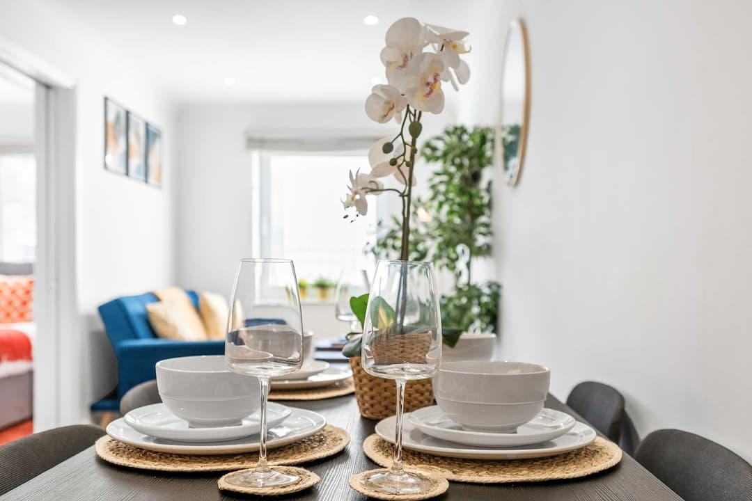 Brighton Seaside Apartment: Style Comfort Location - View 6