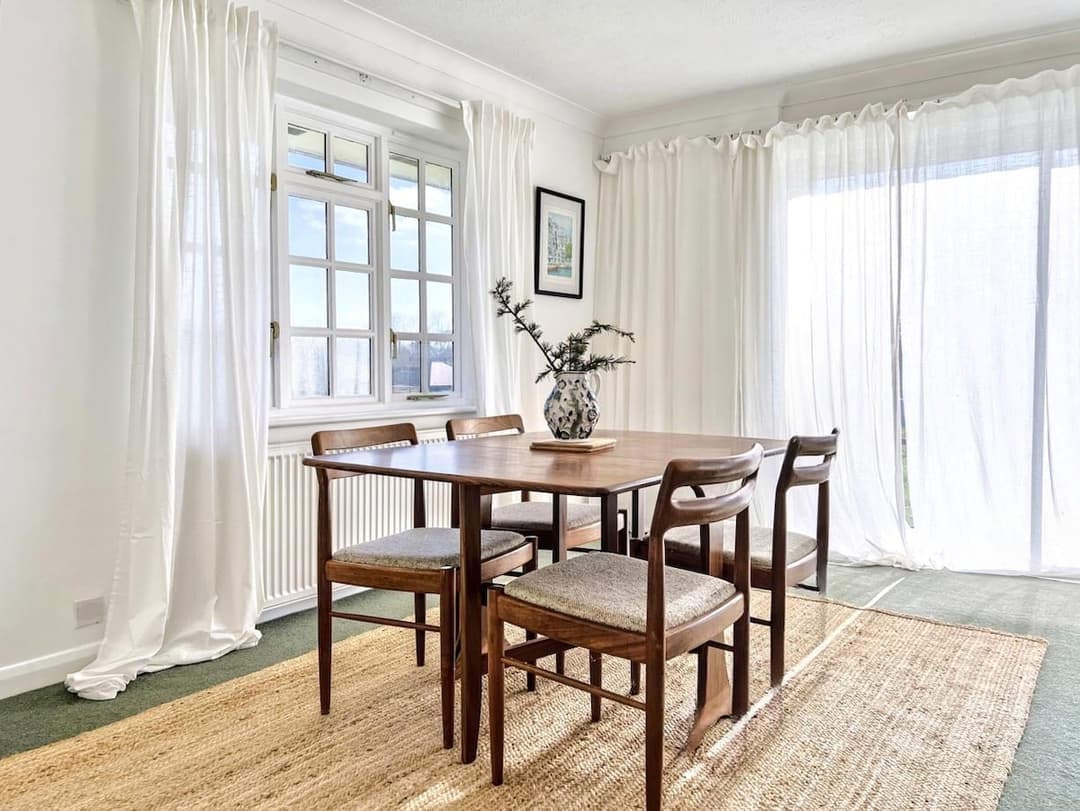 Tranquil 2-Bed Nature Cottage with Free Parking - View 8