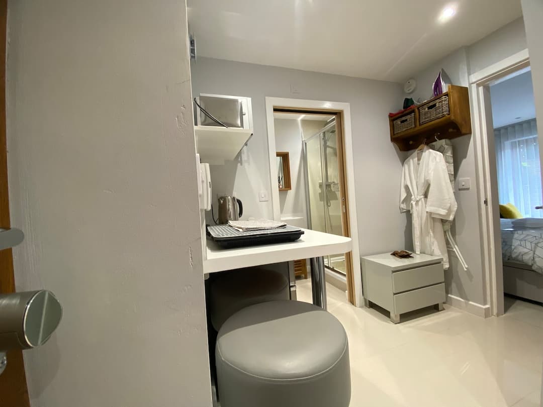 Self-contained studio & Breakfast in Holmfirth - View 4