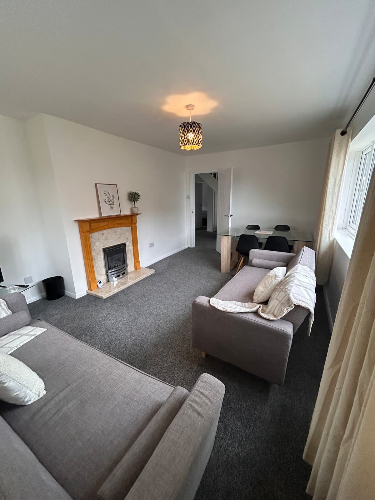 Hampton Spacious 4 Bed Contractor Haven 4 Double Beds