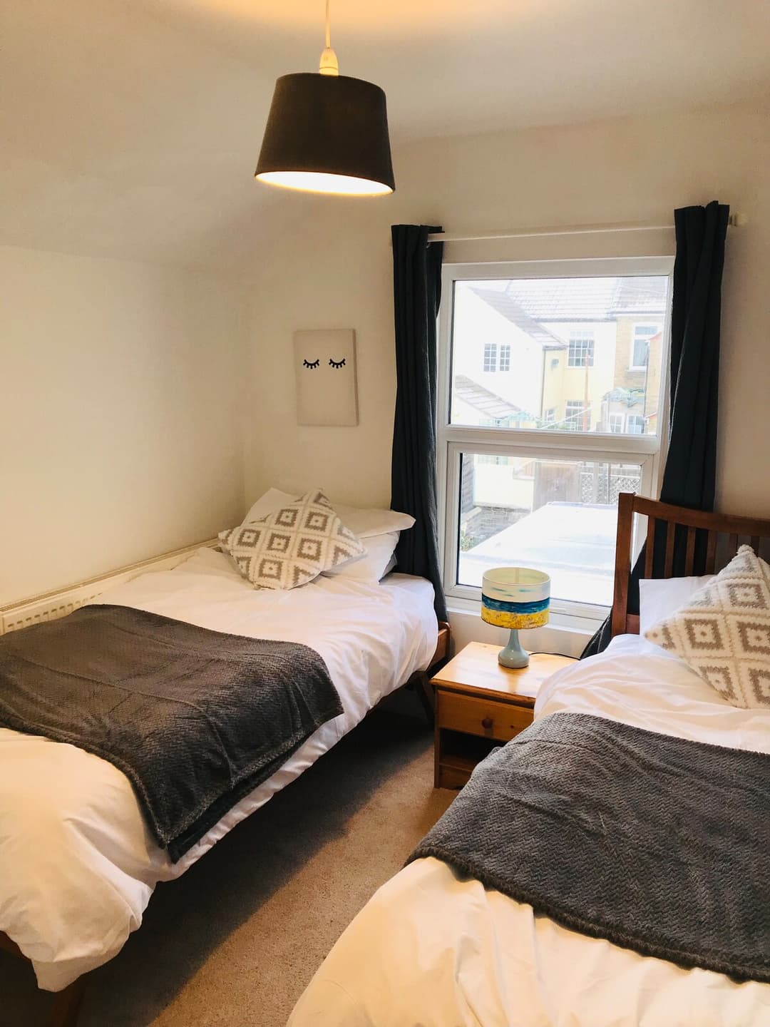 Spacious 3 Bedroom House On A Quiet Side Street 5 Minutes Walk From The Beach  - View 7