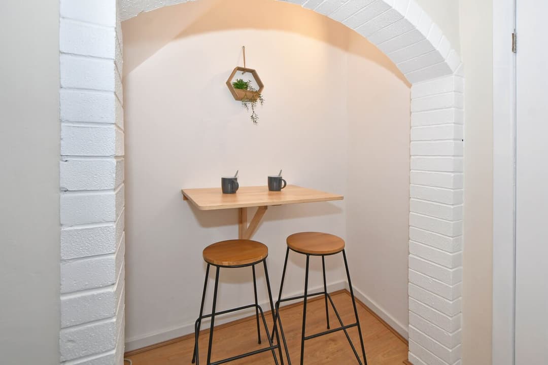 3 Bedroom Spacious House In Crewe, Perfect For Contractors - View 26