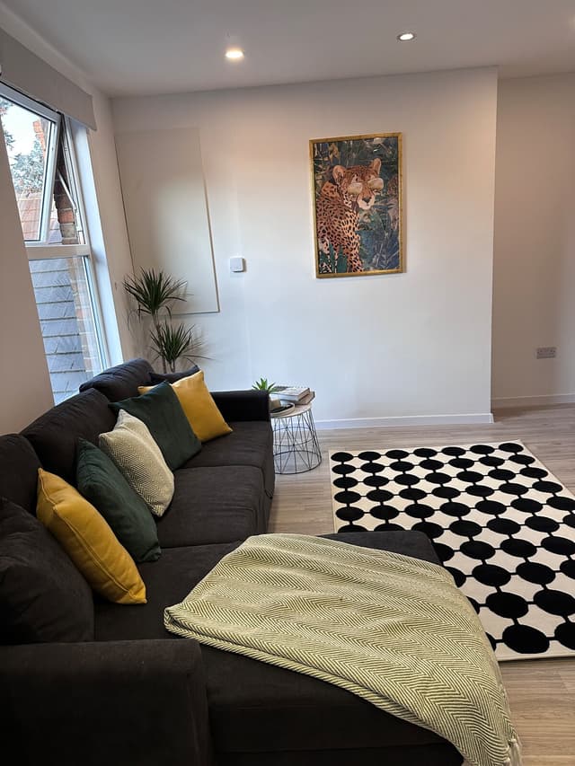 Cozy Retreat | Wi-Fi | Desk | Free Parking - View 3