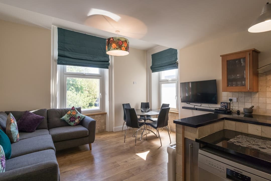 3 Bed Apartment |  Bishop Auckland | Parking - View 1